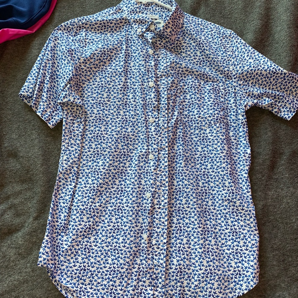 Old Navy button down shirt